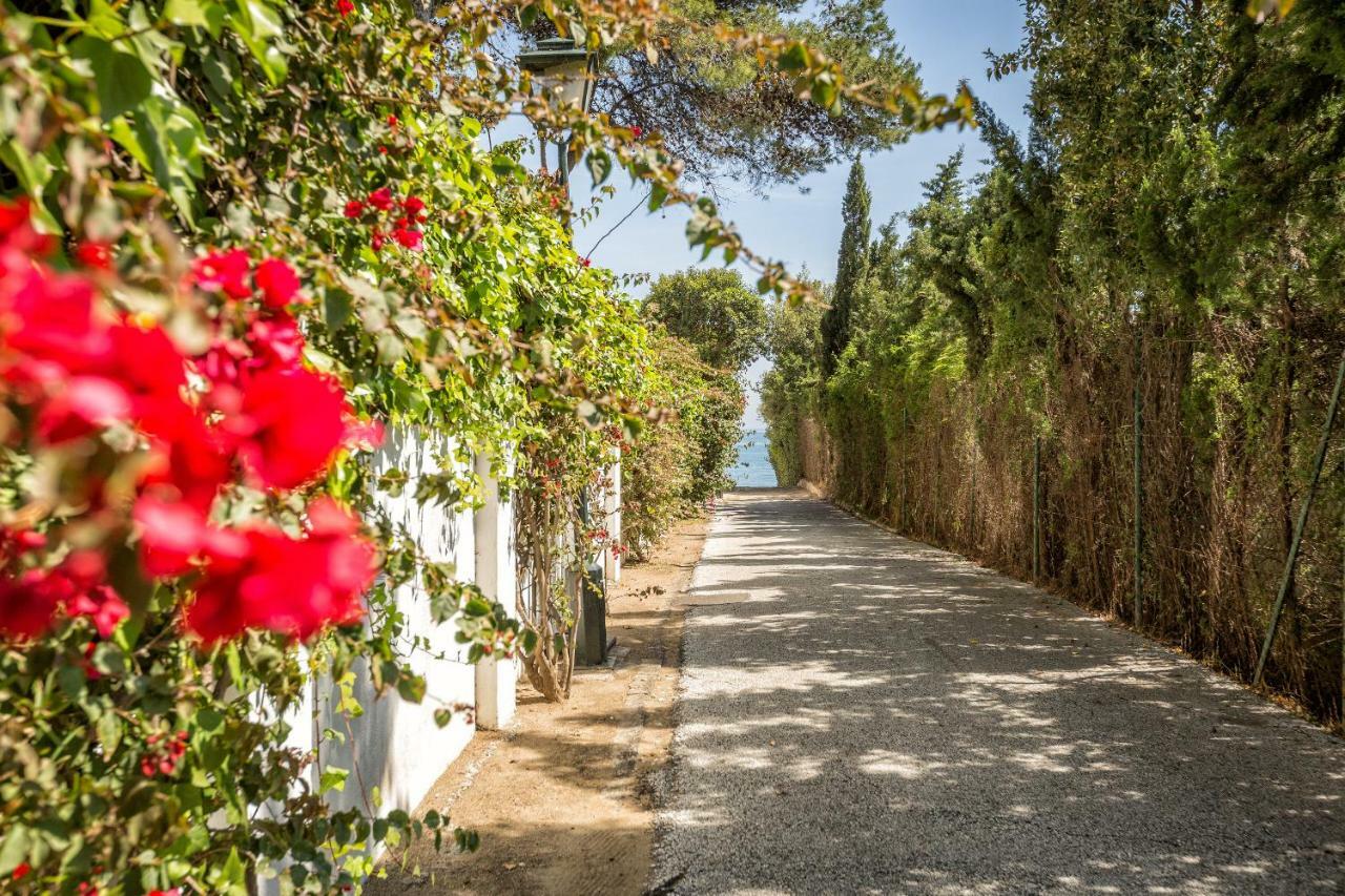 Beachside Cosy Apartment With Pool Estepona Extérieur photo